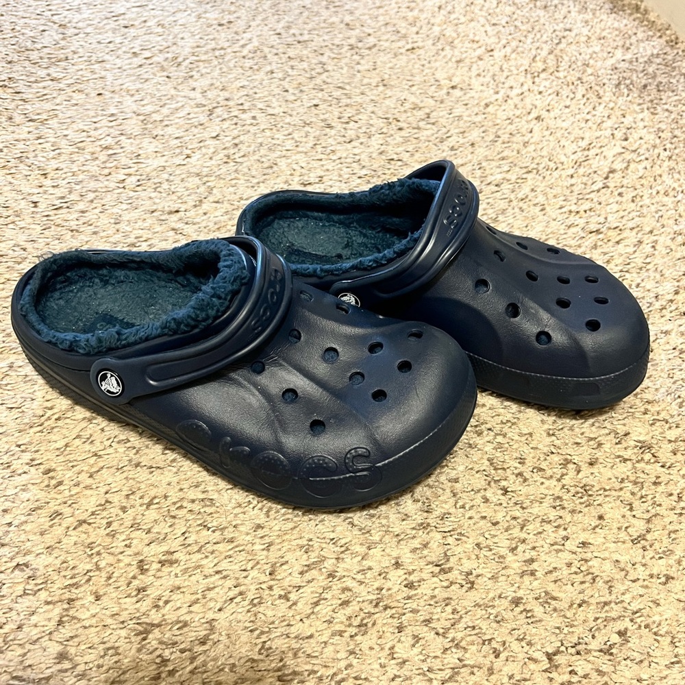 Crocs - CLASSIC LINED CLOG women’s size 8